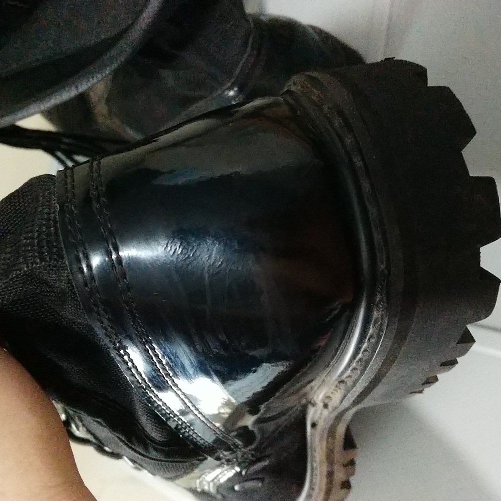 Size 13 black steel toe boots. - Picture 9 of 10